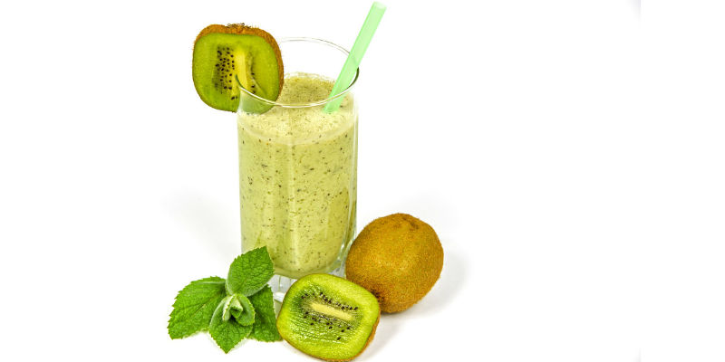 El kiwi hace que el colesterol se mezcle con los ácidos biliares y se elimine por las heces (Pixabay) El kiwi hace que el colesterol se mezcle con los ácidos biliares y se elimine por las heces (Pixabay)