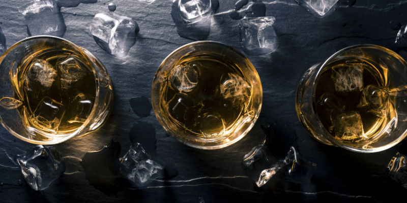 Las infusiones con hielo pueden parecer tragos largos (iStock)