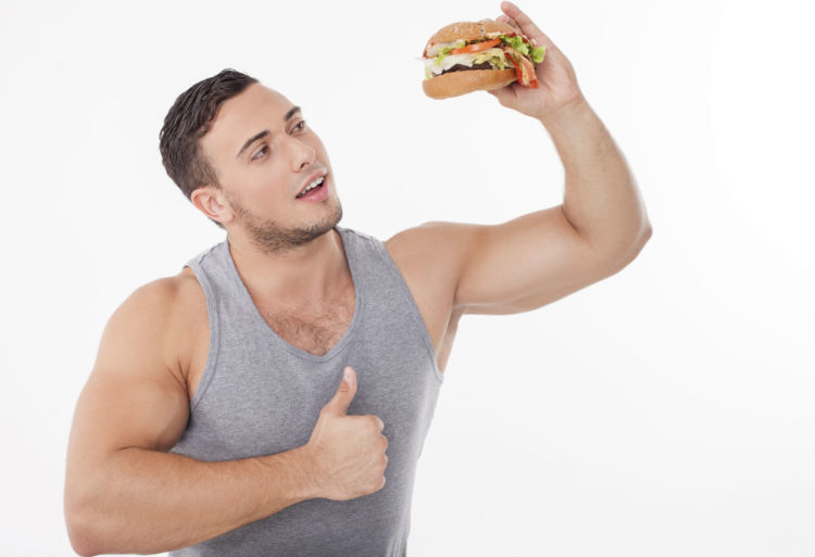 Comer sano sin renunciar a tus caprichos favoritos es posible (iStock)