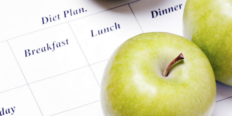 Varios estudios concluyen que no sólo importa qué se come, sino también cuándo se come. (iStock)