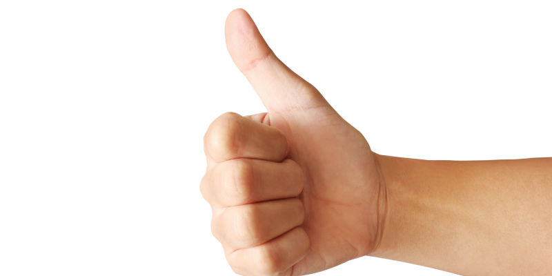 Pulgar —> aceite / frutos secos (iStock)