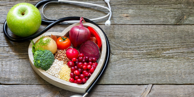 Los ácidos grasos son los encargados del transporte de vitaminas liposolubles, de la formación de las membranas de las neuronas y de los nervios e intervienen en la creación de hormonas. (iStock)