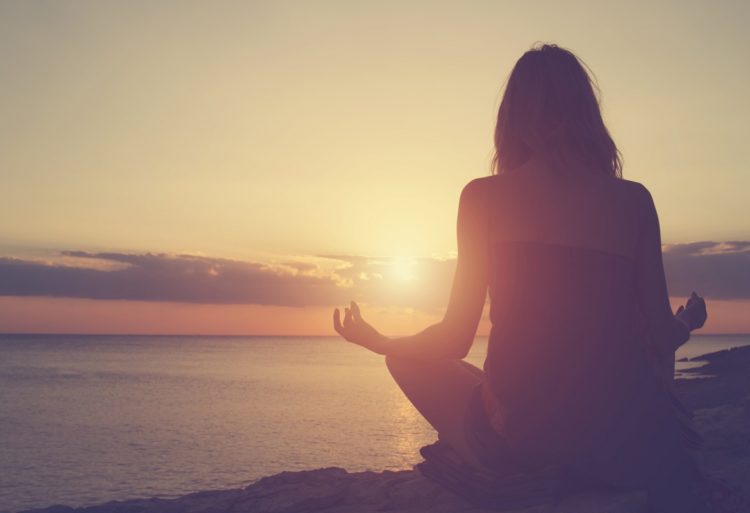 5 principios del yoga