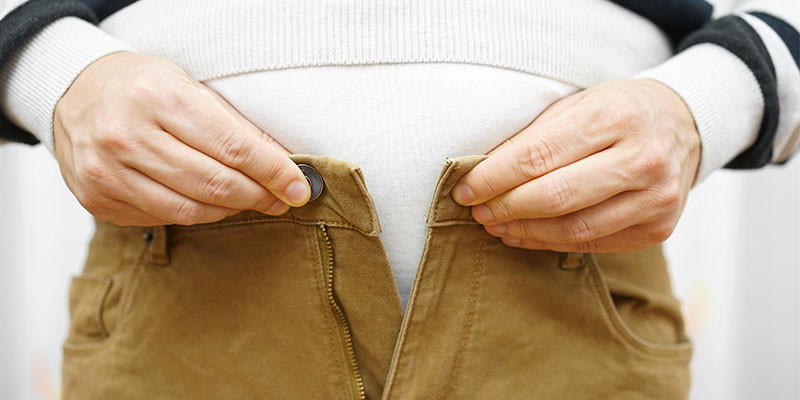 Mejor evitar la ropa demasiado ajustada (iStock)