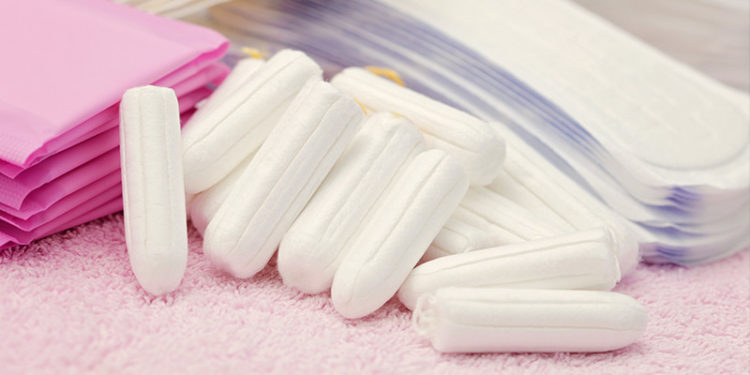 las primeras españolas que no pagarán la denominada "tasa rosa" (iStock)