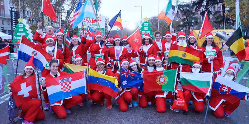 Muchas nacionalidades representadas en la Carrera de Papá Noel (lacarreradepapanoel.com)