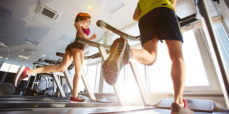 El ejercicio aeróbico es básico para quemar calorías (iStock)