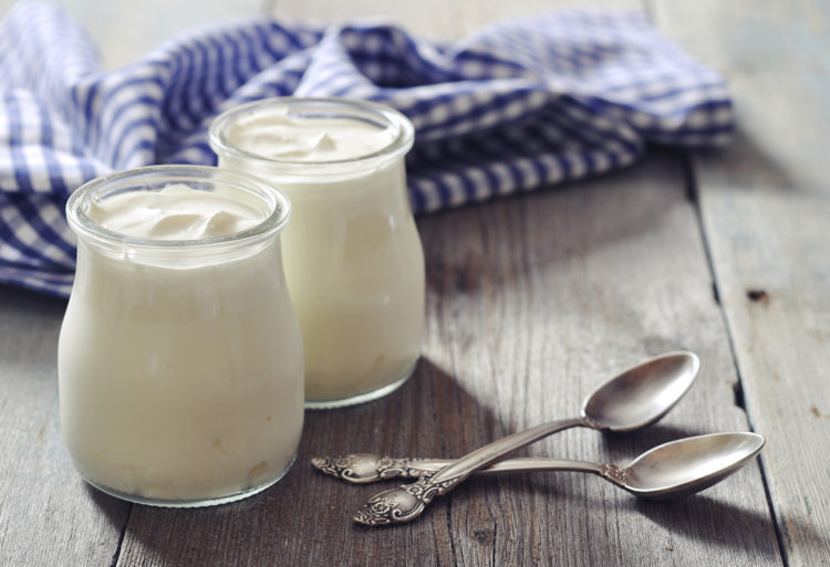 El yogur es un alimento con una gran cantidad de nutrientes (istock)