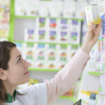 Ventajas que ofrecen las parafarmacias online frente a las farmacias Las parafarmacias online son la mejor opción para comprar tus productos medicinales por Internet (iStock)