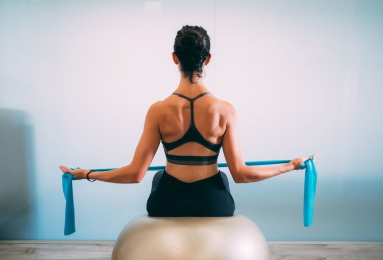 Accesorios para hacer ejercicio en casa (iStock)