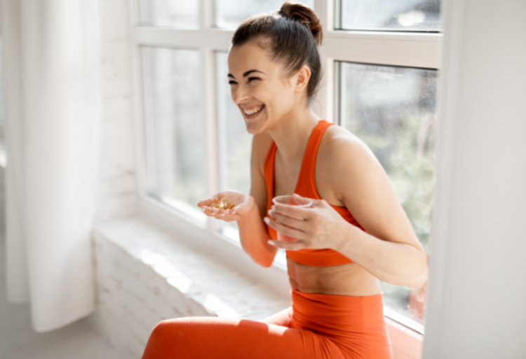 Ayuda a la salud general de tu cuerpo tomando vitaminas, suplementos y minerales (Envato)