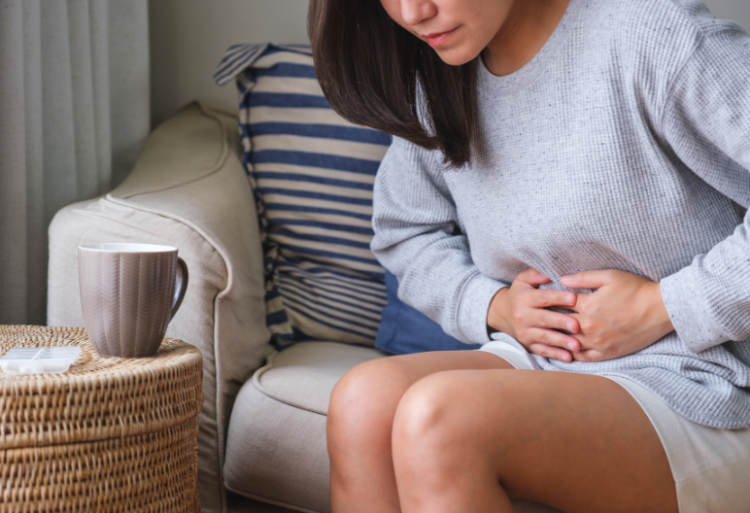 Infección urinaria síntomas, causas y tratamiento (Envato)