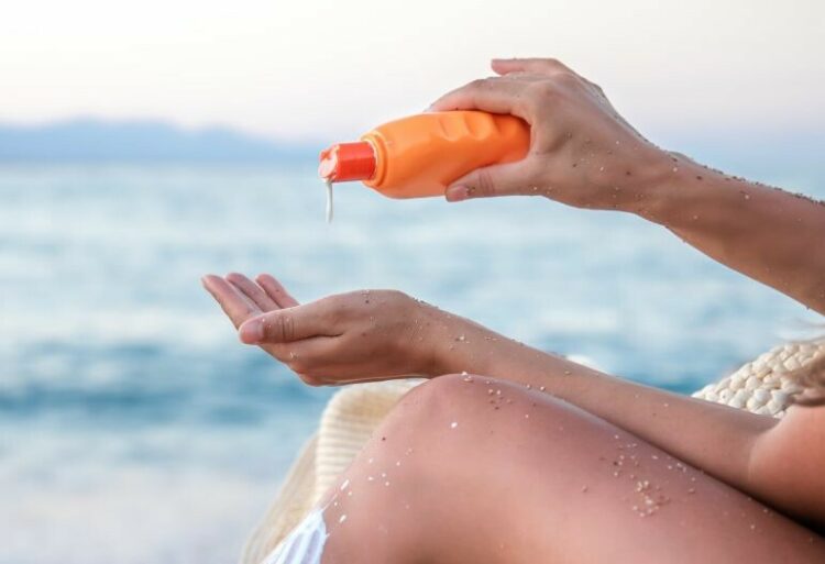 Protectores solares La clave para una piel sana (Envato)